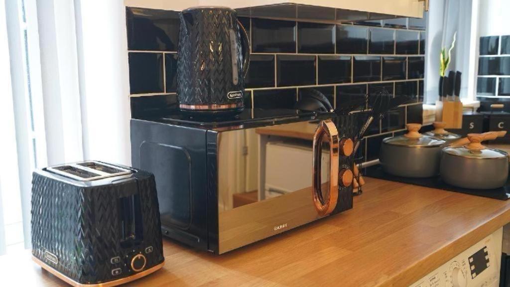 Apartment Beautiful Family On Edgware Road London